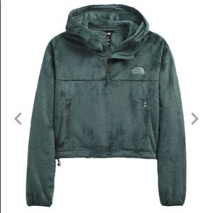 The North Face Women's Osito 1/4 Zip Hoodie